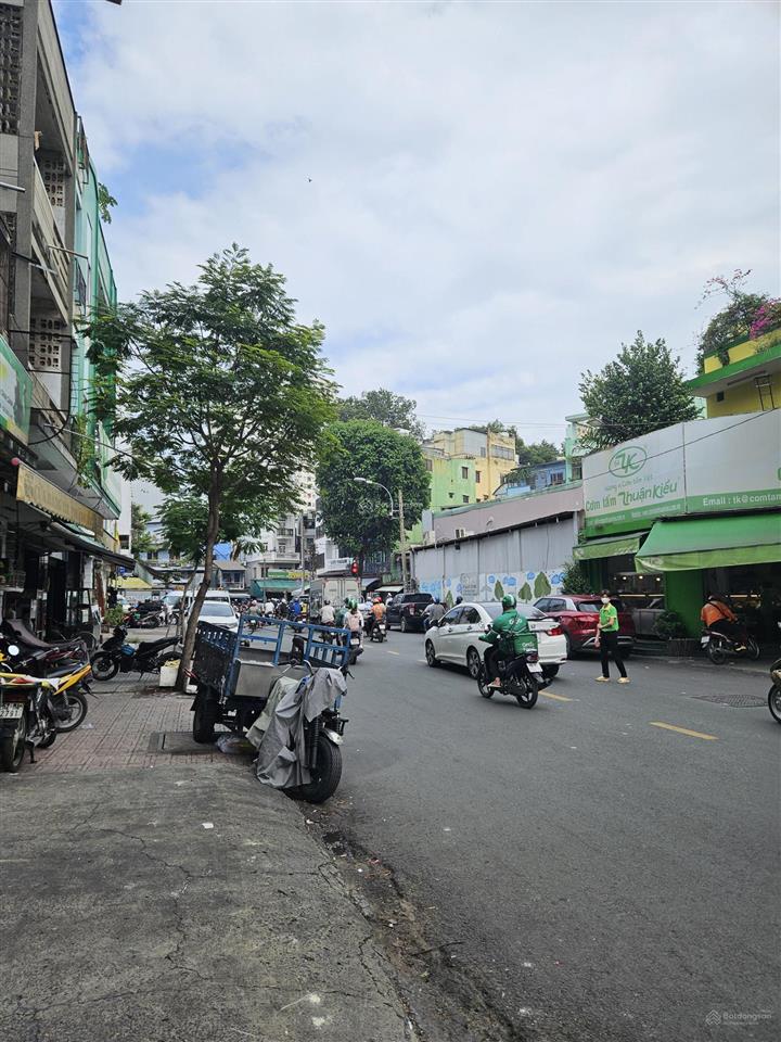 Bán nhà mặt tiền nguyễn chí thanh, thuận kiều ngay bv chợ rẫy, 61m2(4.3x15)5 tầng, có lề 5m, 16.5tỷ