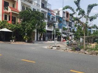 Bán đất tại đường 447, 72m2, 7,35 tỷ, q9, hcm  chính chủ