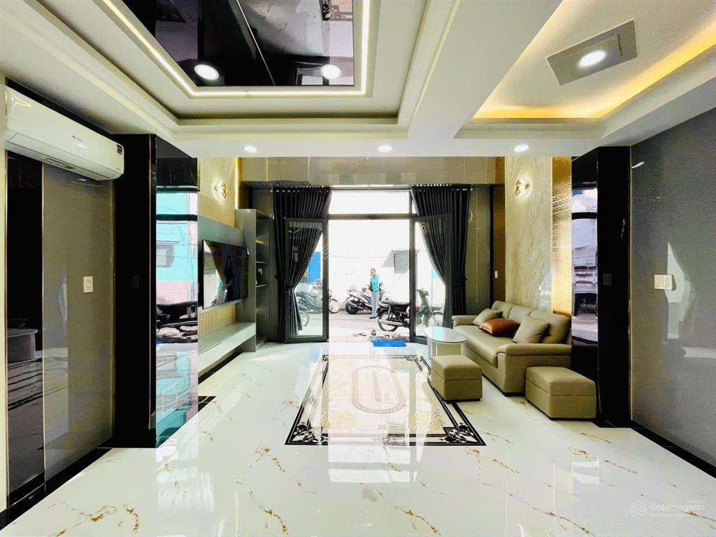 Bán nhà đường xe hơi ngủ trong nhà 5pn, 5wc, 4 tầng tại huỳnh khương an, 9,75 tỷ, 46m2