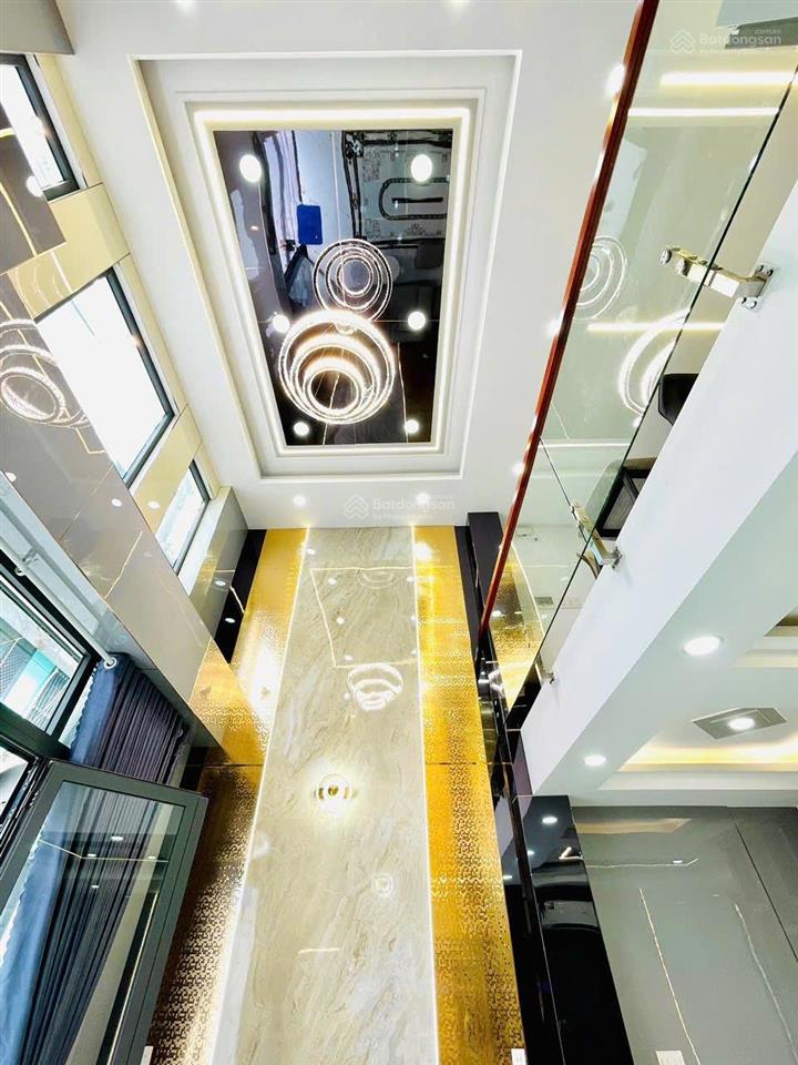 Bán nhà đường xe hơi ngủ trong nhà 5pn, 5wc, 4 tầng tại huỳnh khương an, 9,75 tỷ, 46m2