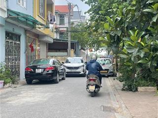 A mìn cần bán 72m đường 4m giá 71tr mt hậu rộng 6,6m cách trục chính chợ 50m đại mạch đahn