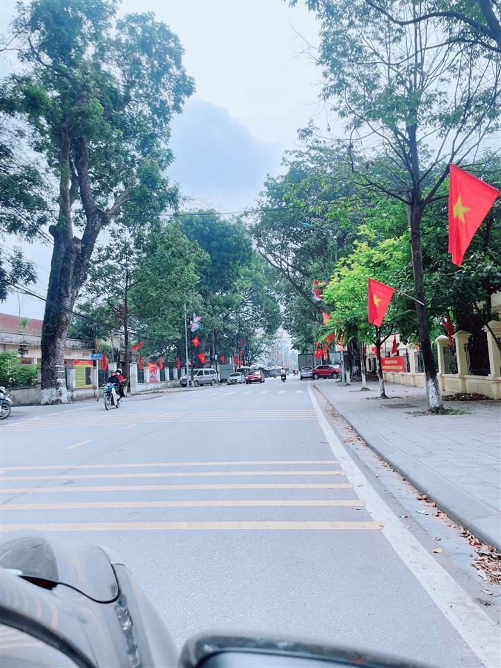 Siêu phẩm cho nhà đầu tư 94m2 đường rộng 12m sắp trải nhựa 79tr sáng cửa đầu tư nam hồng, đa, hn