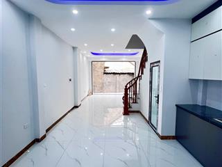 Bán nhà 3 tầng dt 48m giá 3,9 tỷ đường trước nhà rộng 3m đại mạch đahn