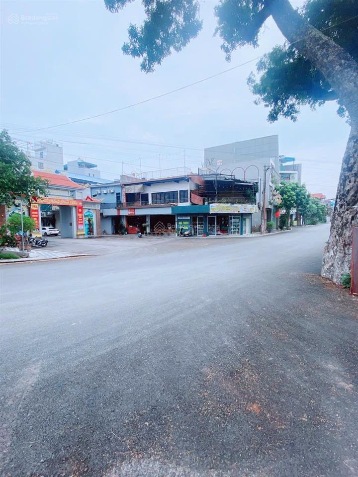 Chủ bán 46m giá 2tỷ850tr gần bìa làng full đất ở có chỗ đỗ oto ngoài lễ pháp tiên dương đa hn