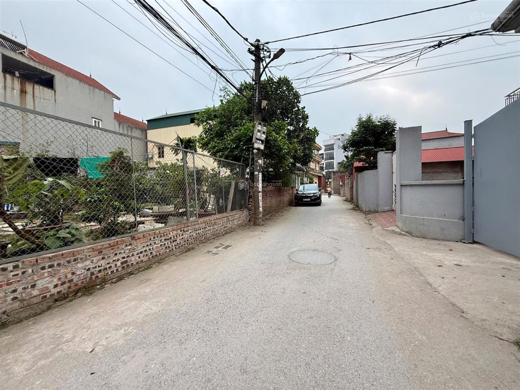 Cần bán gấp 76m2 mt hậu 5,8m giá 85tr/m2 đường rộng 6m, cách trục chợ vân trì 100m vân nội đa  hn