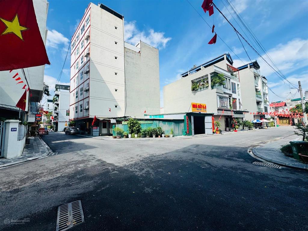 Bán 67,5m2 đất đấu giá nằm trong khu dân cư cực sầm uất sang nội thành chỉ 10 phút nam hồng đahn