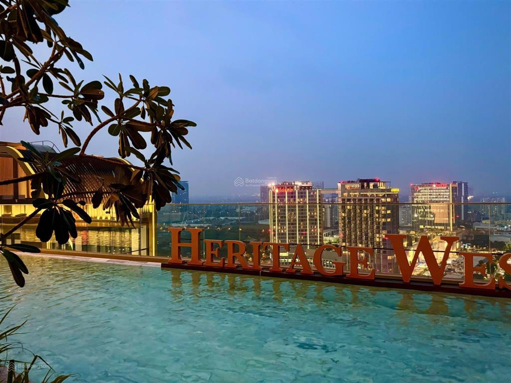 Bán căn góc 4 ngủ heritage west lake 187m2  view đẹp tầng cao  full đồ  sổ lâu dài  36,2 tỷ