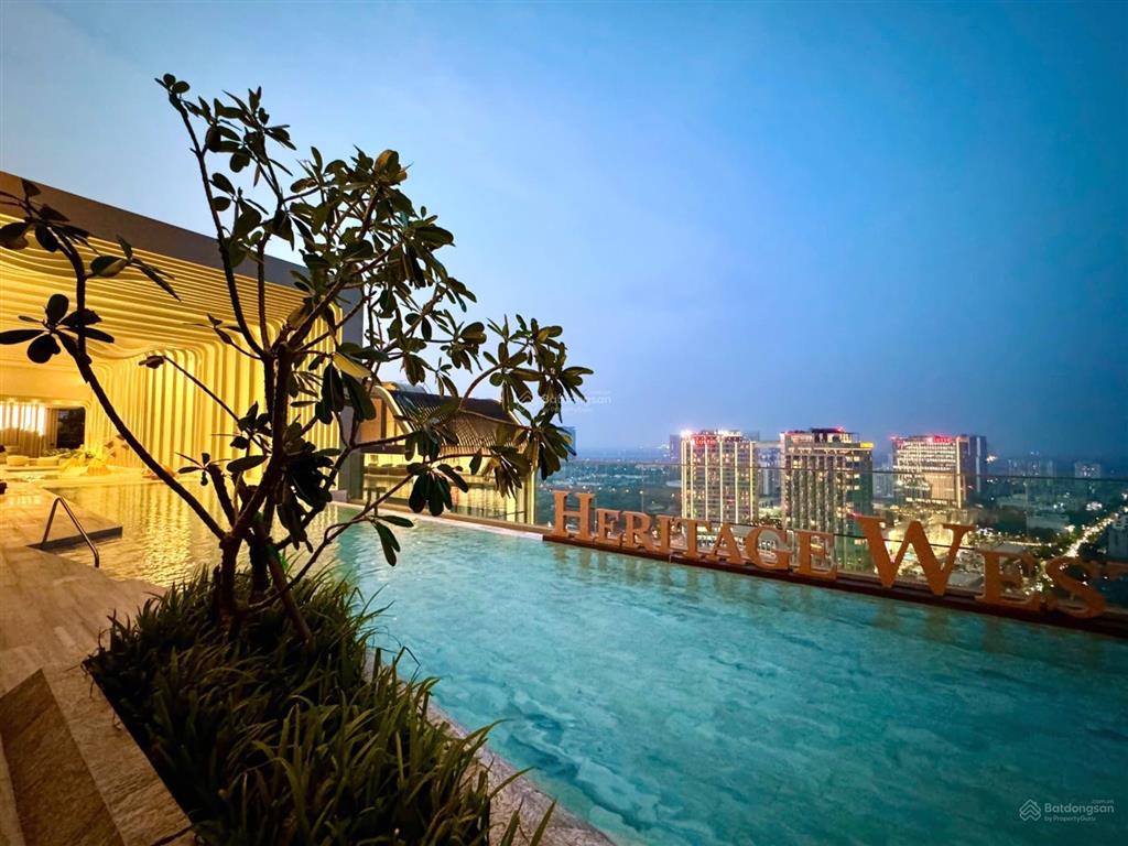 Bán căn góc 4 ngủ heritage west lake 187m2  view đẹp tầng cao  full đồ  sổ lâu dài  36,2 tỷ