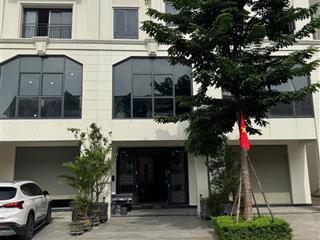 Chính chủ cho thuê sàn tầng 3 diện tích 80m2/1 sàn. khu lk8.18, trục đường 33m kim chung di trạch