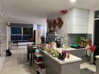 Cần bán căn hộ valeo đầm sen, tân phú căn góc, có sổ hồng, 100m2  3pn 2wc nhà có nội thất, giá tốt