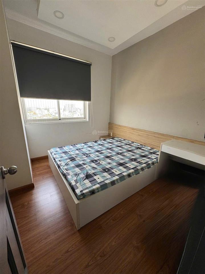 Cần bán căn hộ central plaza, tân bình, có sổ hồng, 65m2 2pn2wc, nhà thoáng mát, căn cực hiếm