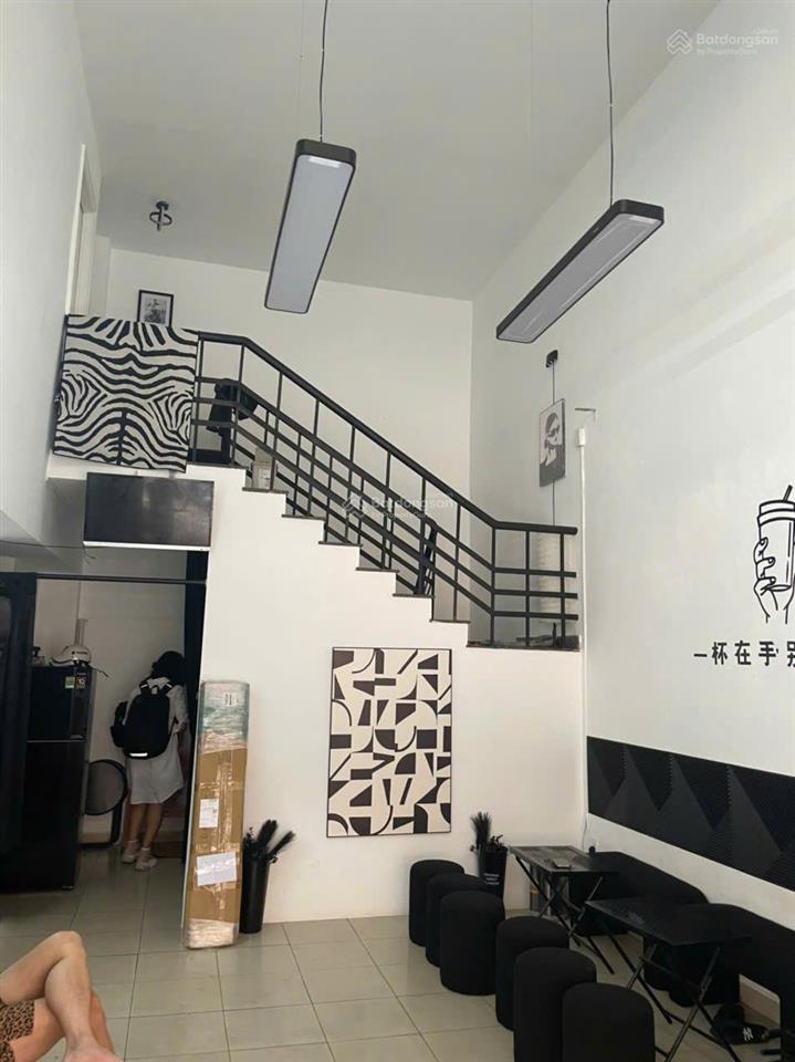 Bán căn hộ shophouse bàu cát 2, có sổ, 1 trệt + lửng, 72m2 1pn2wc, vừa ở vừa kinh doanh, giá tốt