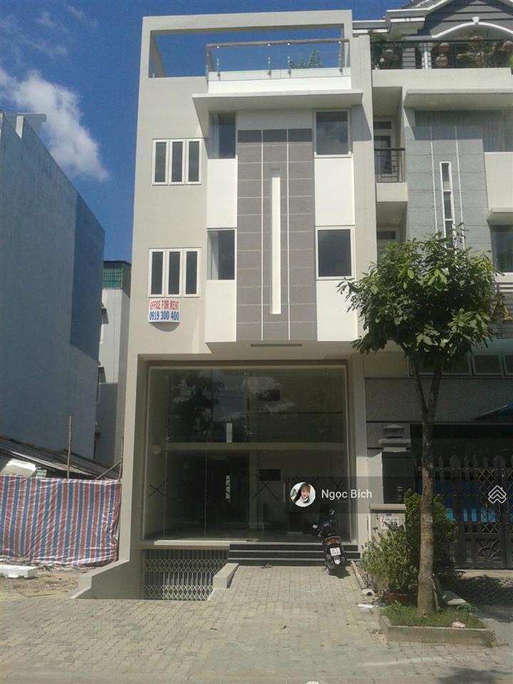 Cần bán nhà hoàng quốc việt, quận 7, giá hợp lý 23 tỷ, hợp đồng thuê tốt gọi 0931 155 ***