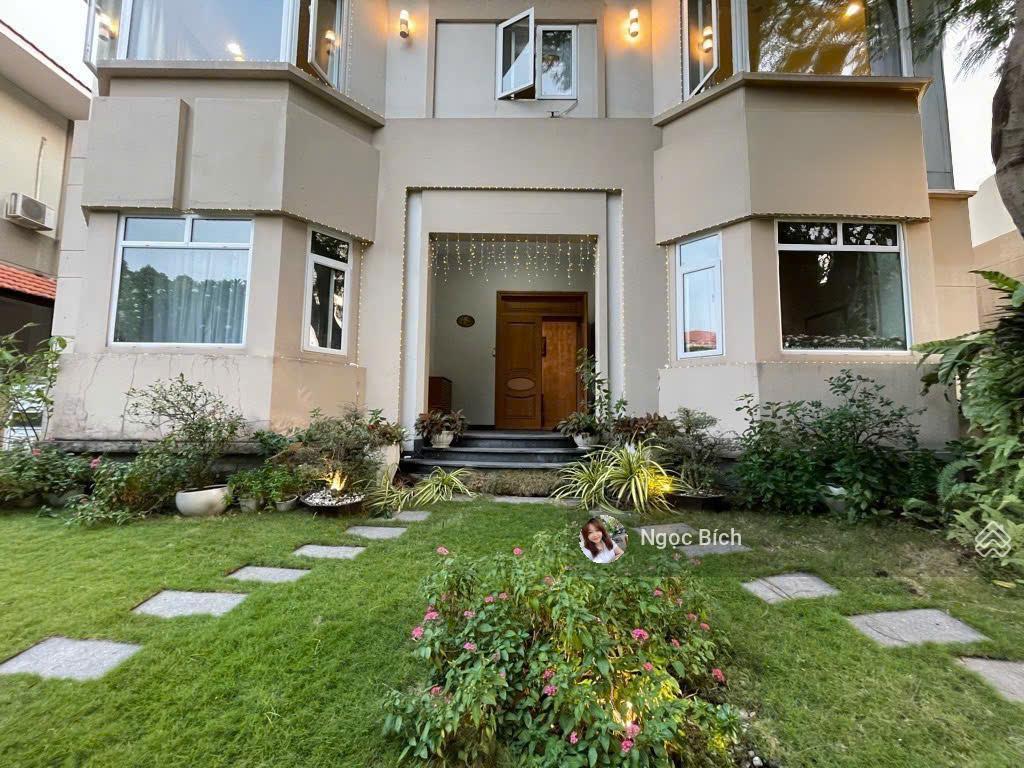 Cần bán biệt thự vip phú gia pmh quận 7, giá 85 tỷ tốt nhất thị trường, gọi 0931 155 ***