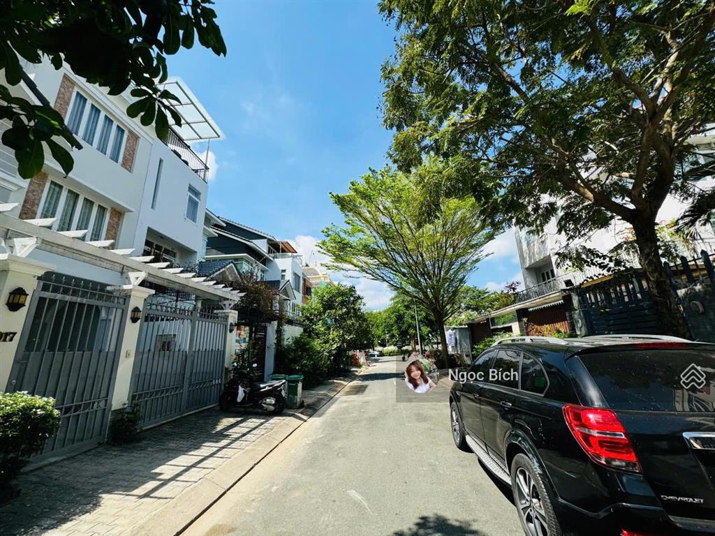 Biệt thự phú mỹ vạn phát hưng giá 35,5 tỷ giá tốt thị trường cần bán nhanh.  0931 155 ***