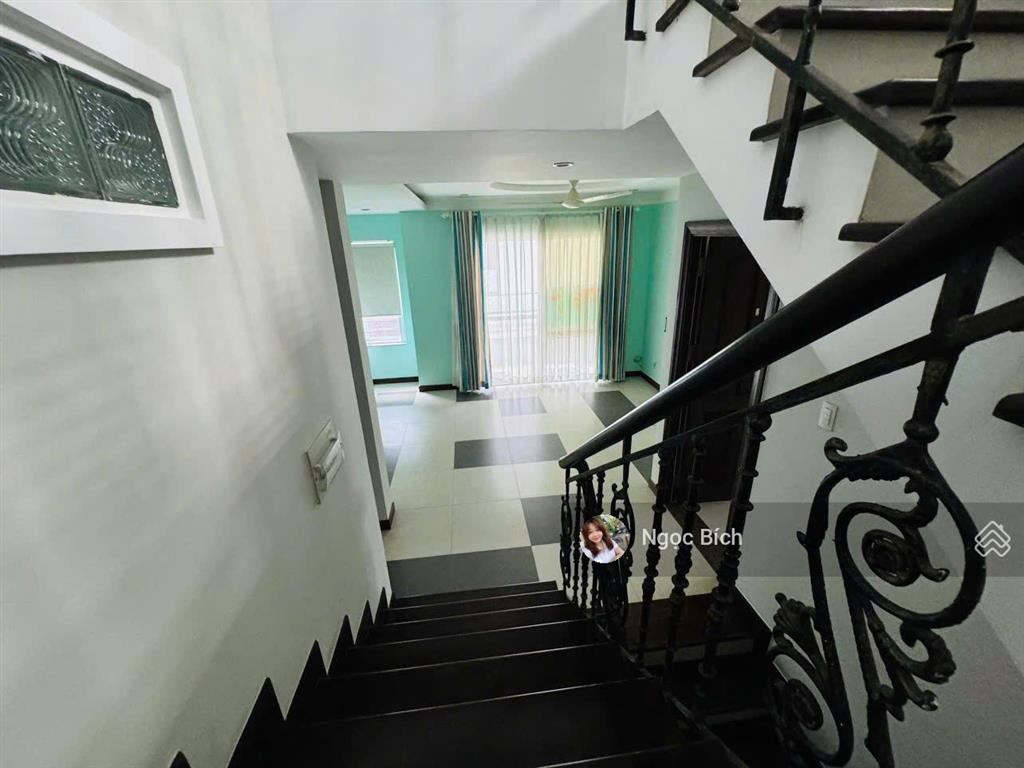 Biệt thự phú mỹ vạn phát hưng giá 35,5 tỷ giá tốt thị trường cần bán nhanh.  0931 155 ***