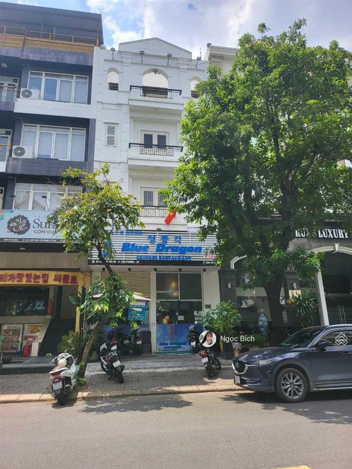 Bán gấp nhà phố hưng phước đường lê văn thiêm giá 37,5 tỷ, nổi bật thị trường, có hợp đồng thuê