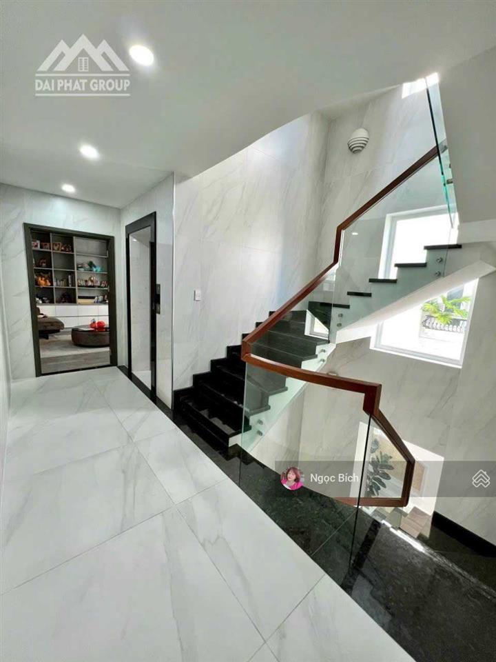 Bán biệt thự đơn lập cityland q. 7, nội thất nhập view sông  hồ bơi giá tốt 79 tỷ.  0931 155 ***