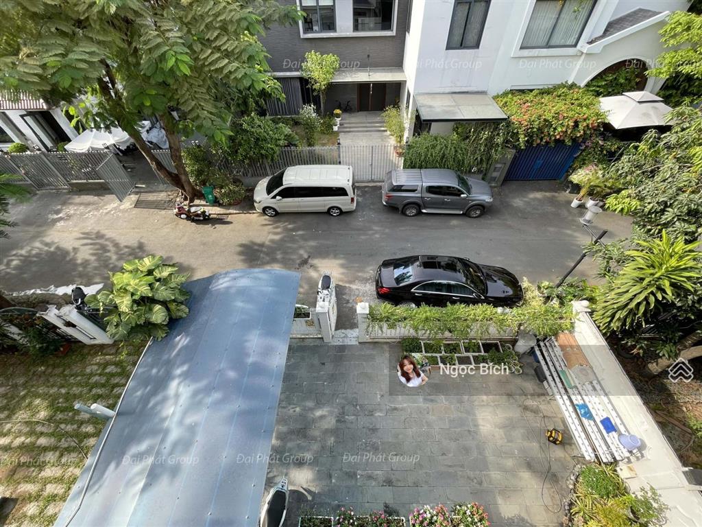 Bán biệt thự mỹ gia giá 62 tỷ, nhà đối diện công viên, đầy đủ nội thất. giá tốt nhất hiện nay