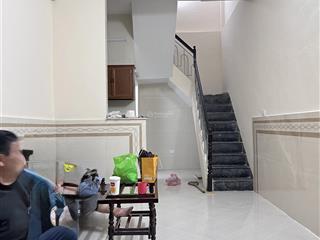 Cho thuê nhà riêng 54, ngách 426/6, ngõ 426, đường láng, 10 triệu, 25m2