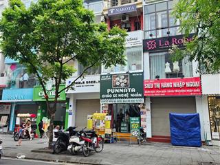 Nhà mặt phố đẹp nhất quận đống đa 75m2, 5 tầng mt5,5m vuông a4, bán 49 tỷ, vỉa hè 6m, 120 triệu/thg