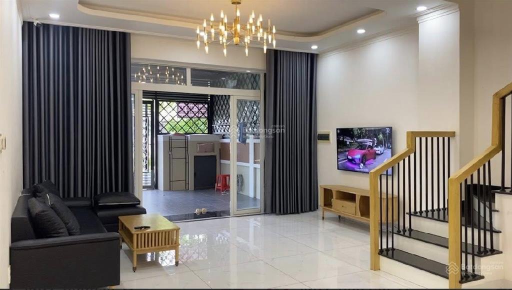 Cho thuê nhà phố vườn thiên đàng 2 ecolakes mỹ phước, bến cát mới tinh, 3pn full nội thất