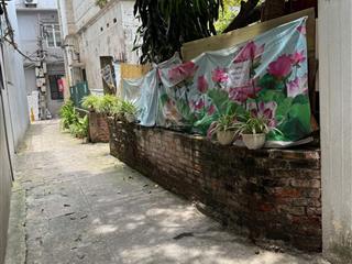 Nhà c4 phố ngọc hà 72m2, mt 4.3m, 5 nhà ra phố, ngõ 2m, 3 xe máy tránh, gần phố, không quy hoạch