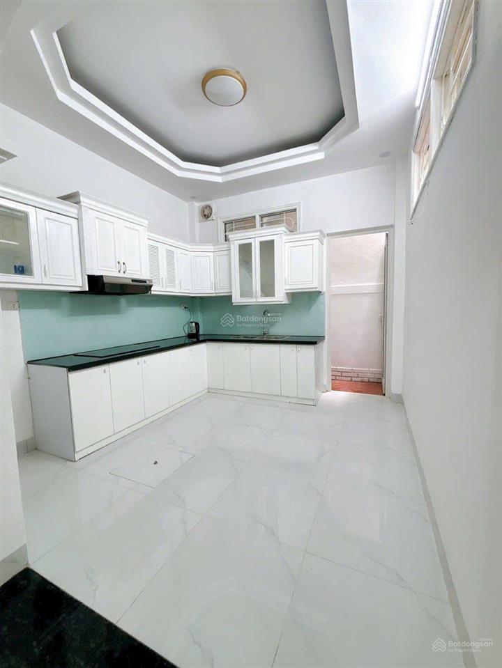 Nhà phố đào tấn 50m2, 5 tầng, căn góc, ngõ rộng 3m, 3 thoáng, gần phố, về ở ngay giá 13.5 tỷ