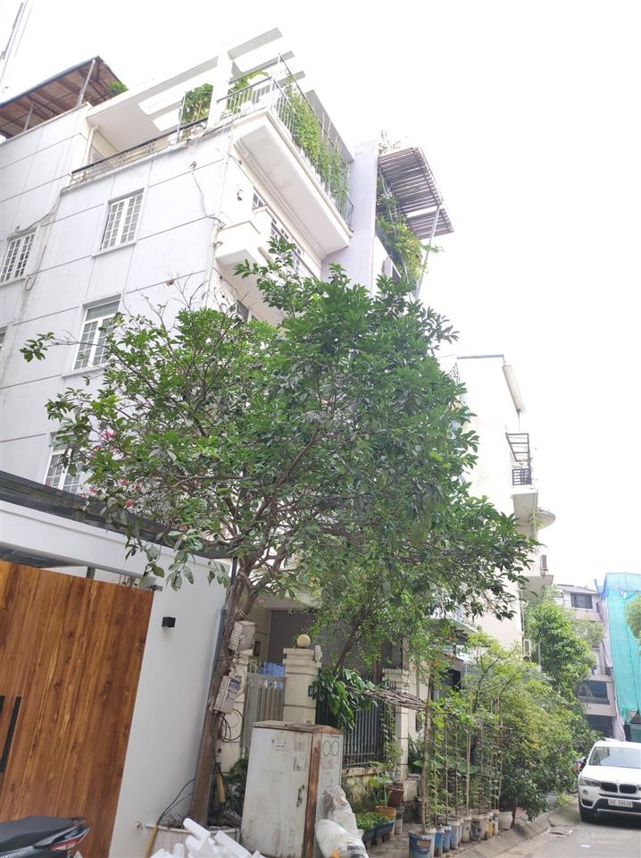 Nhà phố lý nam đế 66m2*5t, mt 4.8m, lô góc 3 thoáng, ngõ rộng 10m, 2 ô tô tránh, sân rộng trước nhà