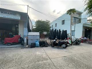 Đất nền ngang 8m, đối diện chợ, tiện kinh doanh, buôn bán, làm kho xưởng