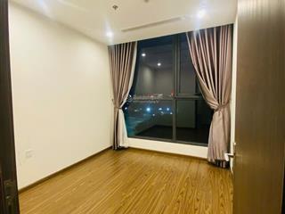 Bán căn 4n3vs, tầng đẹp, căn góc, view thành phố thoáng mát, có cho dòng tiền cho thuê 32tr/tháng