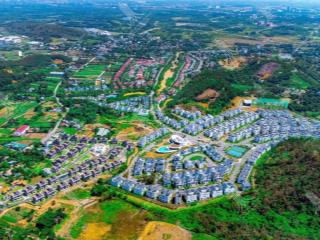 Chính chủ cần bán 2 căn biệt thự xanh villas khu c, diện tích 258m2  300m2. giá thương lượng.