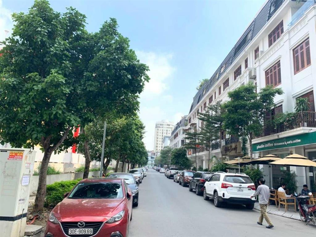 Mới! chính chủ bán liền kề trục chính đường 16m, vị trí vip nhất dự án, giá nhỉnh 40tỷ