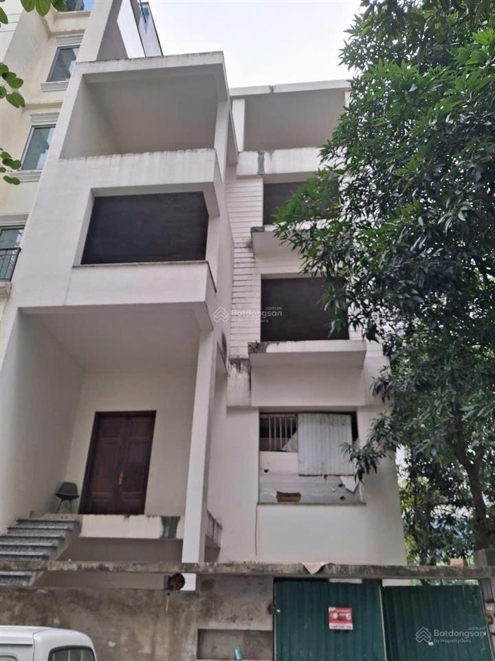 Cđt dự án lk thống nhất complex cần bán căn biệt thự góc cuối cùng thuộc dự án.  0913 535 ***