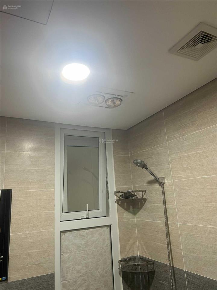 Chính chủ cho thuê căn hộ tại dự án 90 nguyễn tuân ban công đn mát mẻ  0985 746 ***