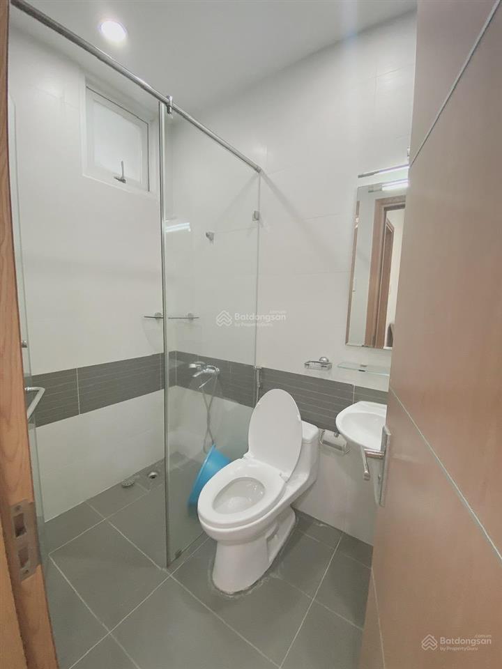 Cho thuê căn hộ him lam 67m 2pn 1wc 12.8tr/tháng  0937 781 ***, nhà có nội thất, sạch sẽ