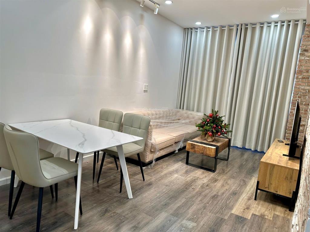 Cần bán gấp căn hộ 125m2 sunrise city north giá chỉ 9.5tỷ có nội thất đẹp  0937 781 ***