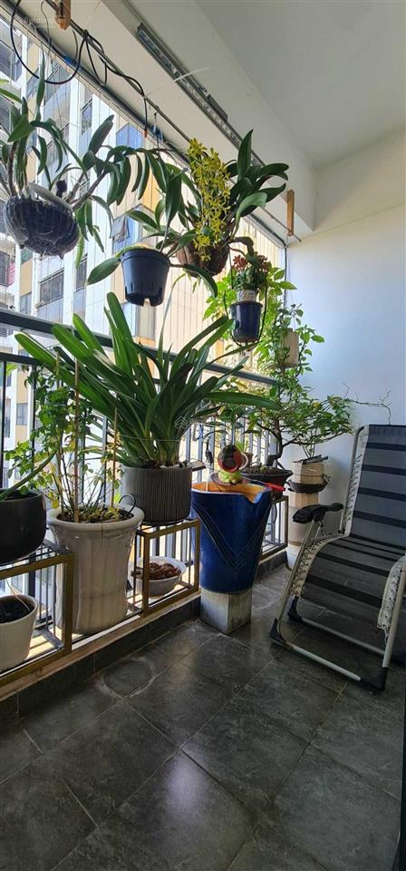 Cần bán gấp căn 1pn 49m2 có ban công chung cư thủ thiêm garden giá chỉ 2 tỷ 700