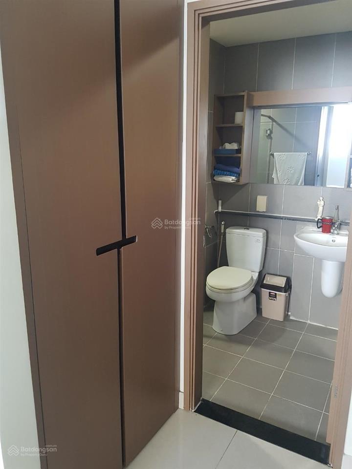Bán gấp căn hộ 3pn góc 104m2 chung cư the eastern có ban công, giá chỉ 4,2 tỷ có sổ