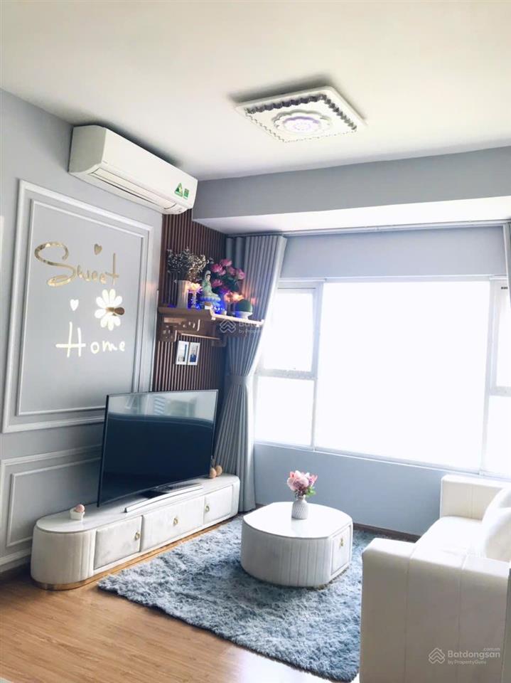 Cần bán nhanh căn 2pn 1wc chung cư flora anh đào 56m2 giá 2tỷ900, nội thất cơ bản
