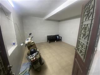 Cho thuê nhà riêng tại hồng hà, hoàn kiếm 8 triệu, 3tx35m2