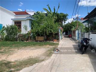 Bán đất lô góc cách chợ vĩnh thái 200m p nam nha trang 74,7m2 2tỷ499tr