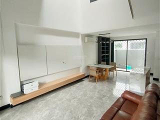 Ra nhanh căn nhà phố biệt lập  1 trệt 3 lầu, dtsd 190m2 , full nội thất, giá chỉ 4,5 tỷ đã vat