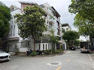 Bán biệt thự liền kề 64 tỷ 196m2 mặt tiền 12m xây 4 tầng  phố việt hưng trung tâm long biên