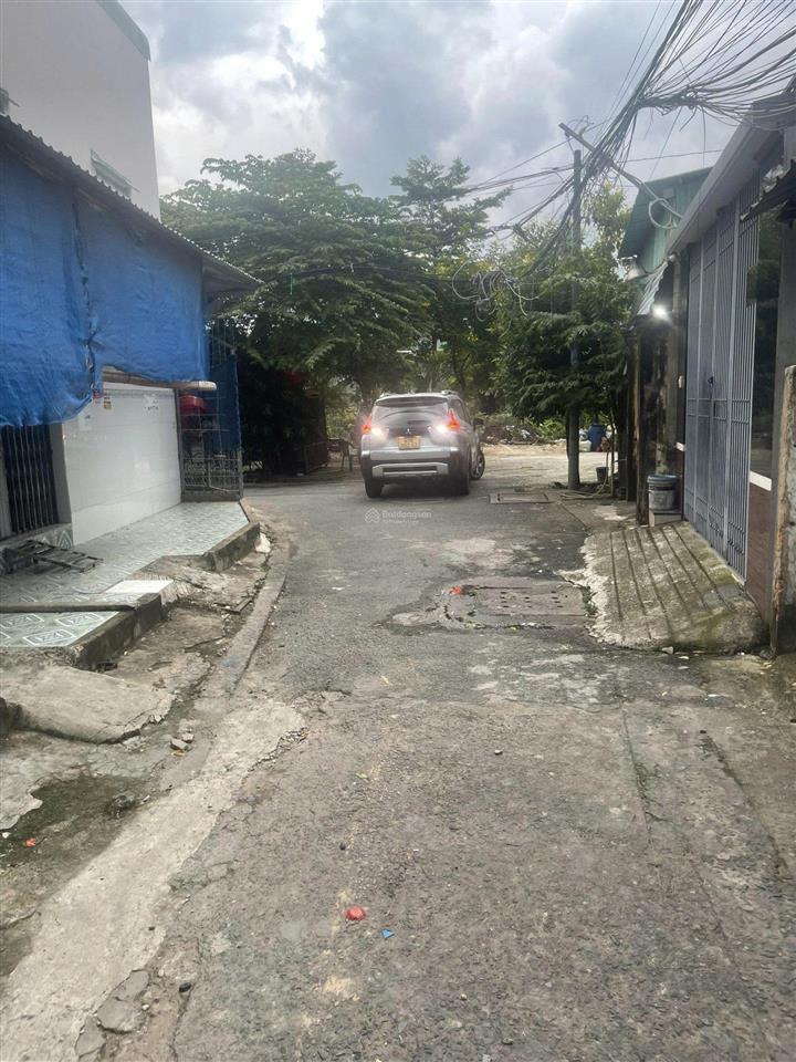 Cho thuê nhà nguyên căn 2pn 2wc 80m2 sân rồng thoải mái đường 15 p. linh xuân thủ đức