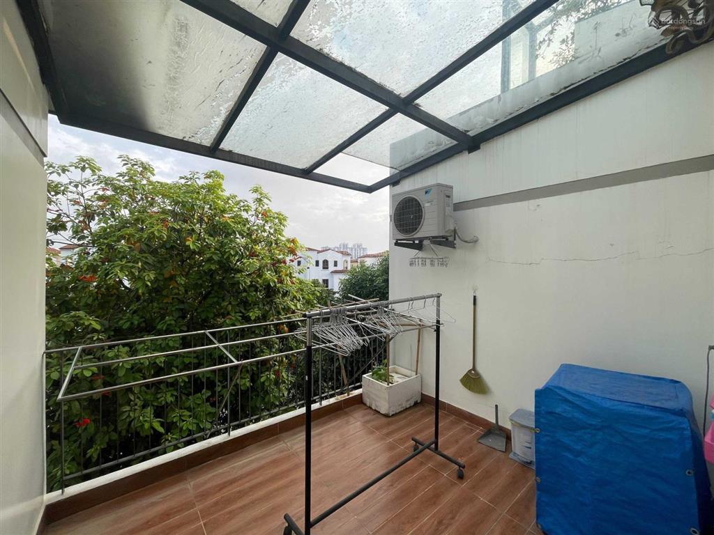 Năng hải villas  bán nhanh biệt thự mặt hồ vinhomes thăng long cực vip 233,3m2 full nội thất 48 tỷ