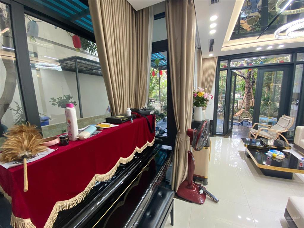 Năng hải villas bán btsl gần hồ dự án vinhomes thăng long, 154m2, hoàn thiện đẹp, giá 24.5 tỷ