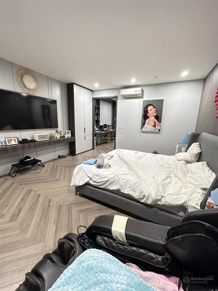 Chính chủ bán nhanh lô góc btsl 183m2, full đồ rời giá 28 tỷ.  0973 931 ***  năng hải villas