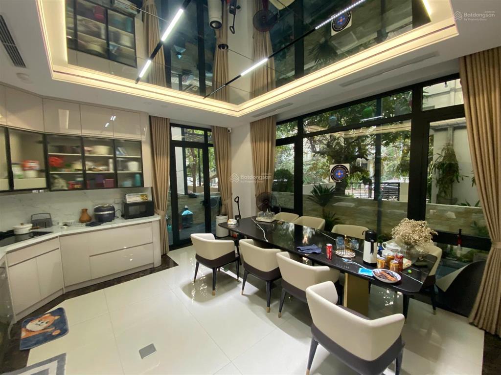 Chính chủ bán nhanh lô góc btsl 183m2, full đồ rời giá 28 tỷ.  0973 931 ***  năng hải villas