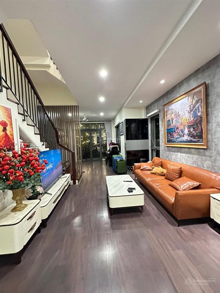 Năng hải villas bán btlk vinhomes thăng long đã hoàn thiện giá 18.5 tỷ, 94.4m2. 0973 931 ***